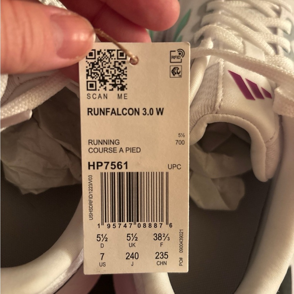 Adidas - Picture 4 of 5